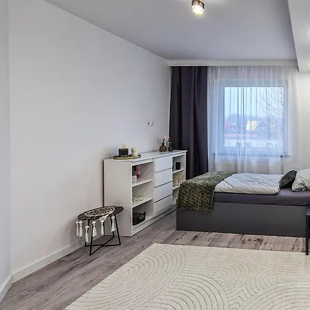 4 Bedroom Awesome In בית נופש